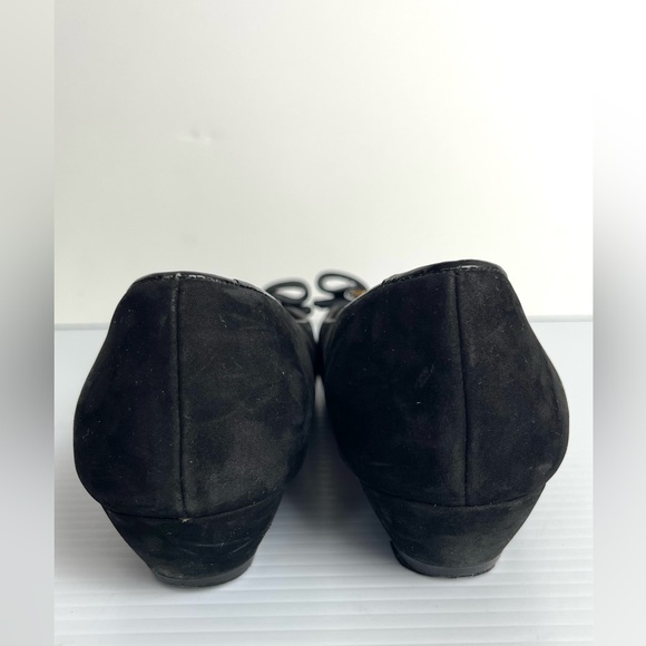 Salvatore Ferragamo Vera Bow SEUDE Shoes Classic black Size 6B READ please - Picture 7 of 14